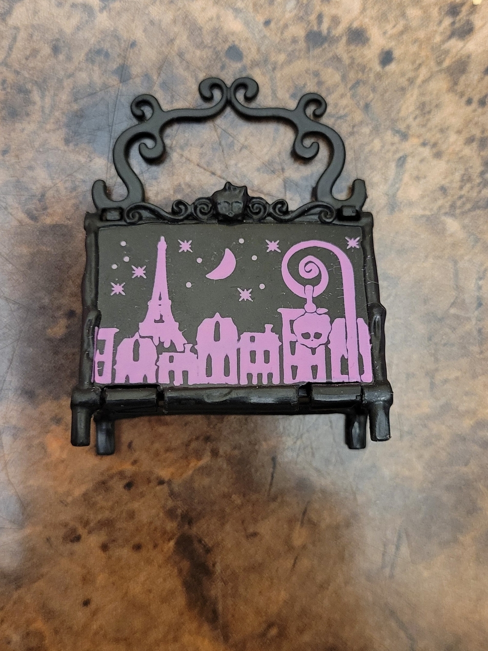 G1 Monster High Scaris Catrine Demew Bag/ Purse EUC